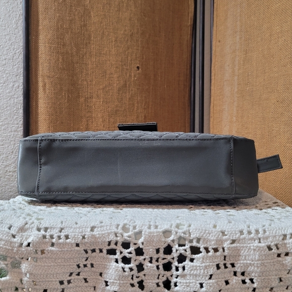 KOSCGI Quilted Shoulder Soho Trendy Gray Bag in Black - Picture 6 of 10